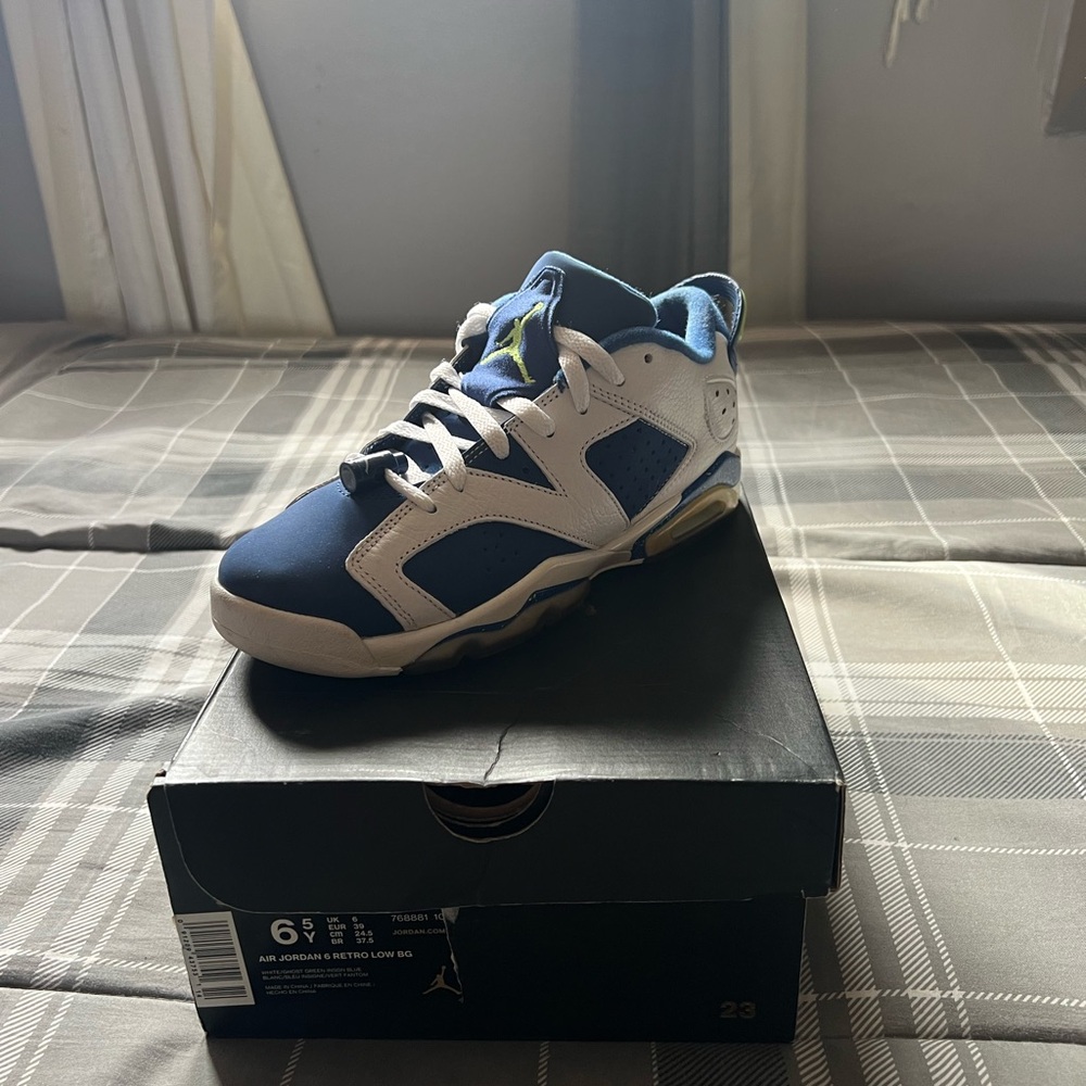 Air Jordan 6 Retro Low Sneakers